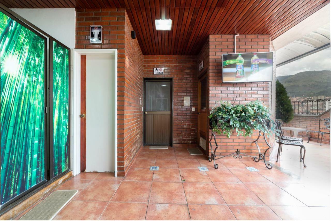 Hotel Ayenda 1235 Botero Medellín Exterior foto